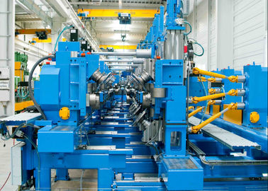 Neue Technologie-kundenspezifische Stahlprofil-Rolle, die Maschinen-Linie bildet