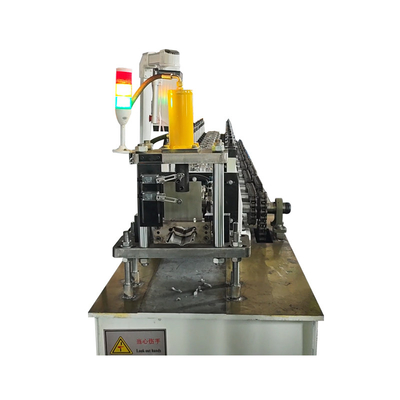 Hydraulische Schneidmaschine mit Rollerläden, Türschleifer, Stahlrollenformmaschine PLC