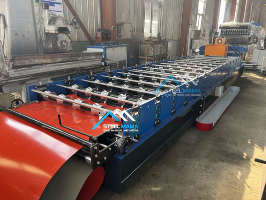 Hochgeschwindigkeits 45# Stahl-Rollendeckplattenformmaschine mit 4Kw Motorleistung