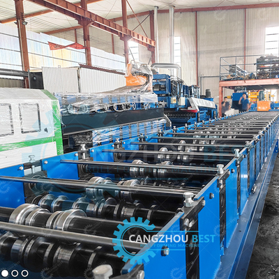 Hydrauische Schneidmaschine zur Herstellung von Deckplatten und Bodenrollen