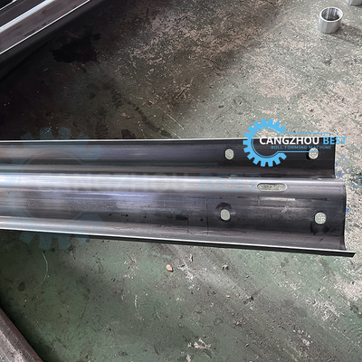 Stahldicke 4 mm Eisen Schnellwechsel 2&amp;3 Wellen Crash Barrier Roll Forming Machine