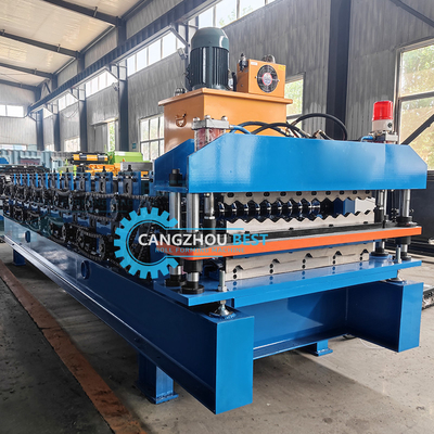 Doppelschicht-Metall-Dachblech-Zwei-Profil-In-One-Roll-Formmaschine 5,5 Kw Leistung