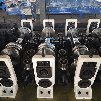 Hochgeschwindigkeitsmaschine zur Rollenformung 30 m/min