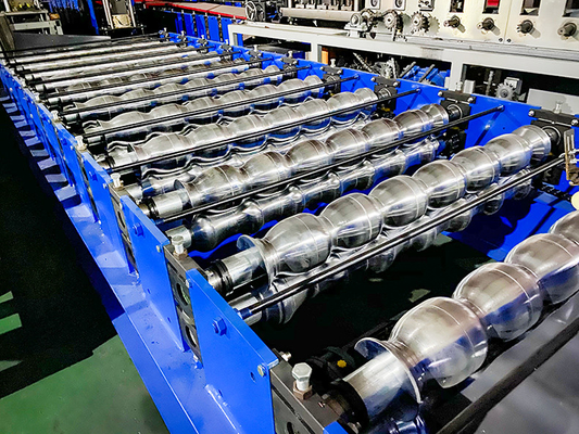 Galvanisierte Stahl Hydraulisches Schneiden Dachplatten Glasfliesen Rollenformmaschine Kalt