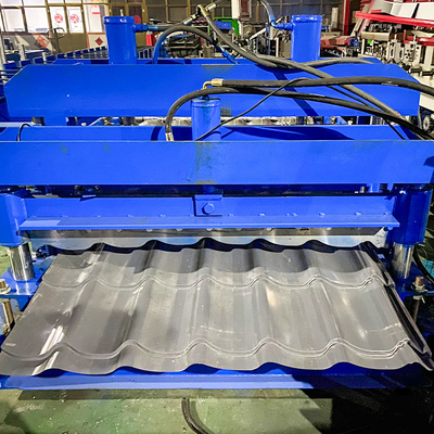 Galvanisierte Stahl Hydraulisches Schneiden Dachplatten Glasfliesen Rollenformmaschine Kalt