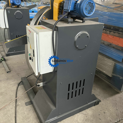 PLC-gesteuerte Perforierten Gartenzaun Rollformmaschine mit anpassbarem Design