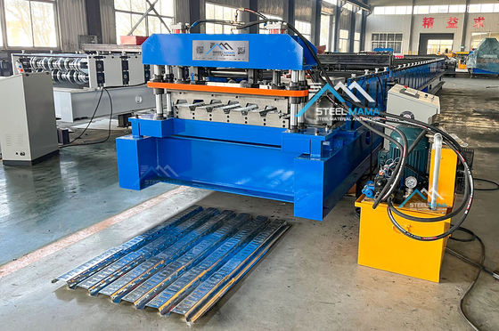 1250 mm Breite Bodendeck Rollenformmaschine mit verstellbarer Schneidlänge und hydraulischer Schneidart