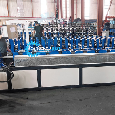 7.5*1.2*1.5m Hydraulisches Schneidsystem Stang und Gleis Rollenformmaschine mit ±2mm Schneid Toleranz