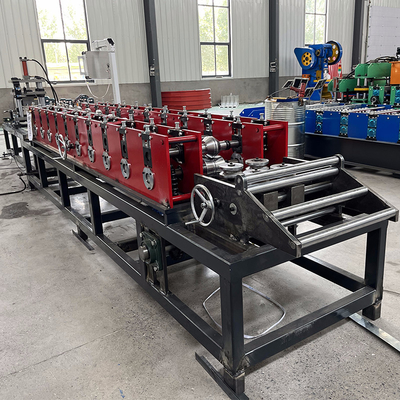Einstellbare Schneidlänge c Stangrollenformmaschine mit hydraulischem Schneidsystem