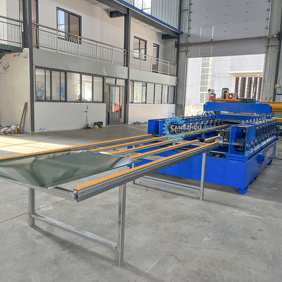 Automatische Änderung der Größe PU Liner Stahl Profil Dachblech Rollen Formierung Maschine für 0,3-0,8mm