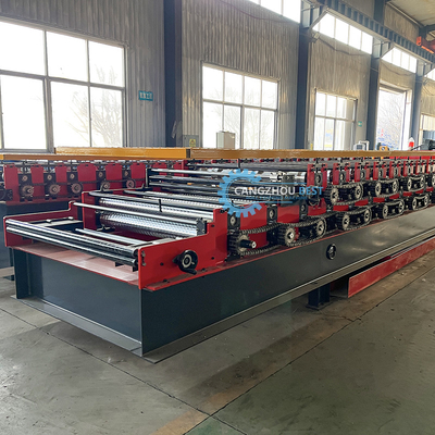 0.25-0.6mm Materialdicke 5,5×1,4×1,5m Doppelschichtformmaschine 8-12m/min Formgeschwindigkeit