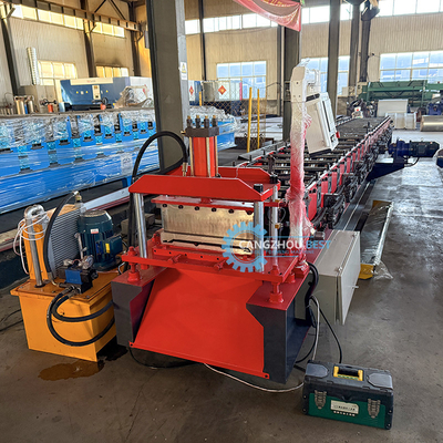 PLC-Steuerung Hochgeschwindigkeitsstahlwandplatte Soffit-Platte Rollenformmaschine