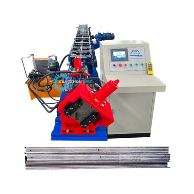 Aufrechtes System Klammer C-Kanal Rollenformmaschine angepasst