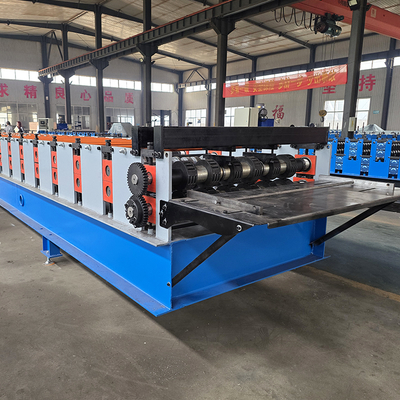 Maschine zur Formung von Rollen mit Bodendeck 1250 mm Steuerung 22 kW