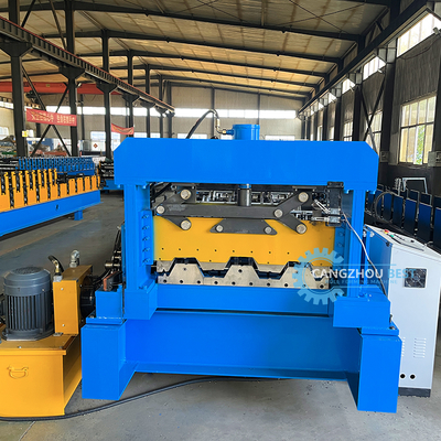 Maschine zur Formung von Rollen mit Bodendeck 1250 mm Steuerung 22 kW