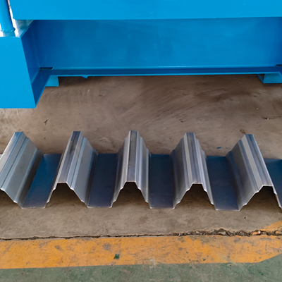 Automatische verzinkte Metalldecken-Bodenblech-Rollformmaschine