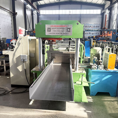Automatisches Schneiden C-Stopp-Rollformmaschine