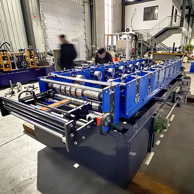 Tragbare Stahlprofil-Selbstverriegelungs-Auto-Kr24-Stehfalzherstellungs-Rollformmaschine