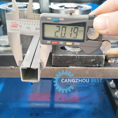 20x20mm Kleingröße Stahlprofil Laserschweißen Quadratröhre Rollenformmaschine
