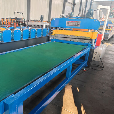 Maschine zur Längenformung von Stahlspulen aus galvanisiertem Stahl mit automatischem Stapler