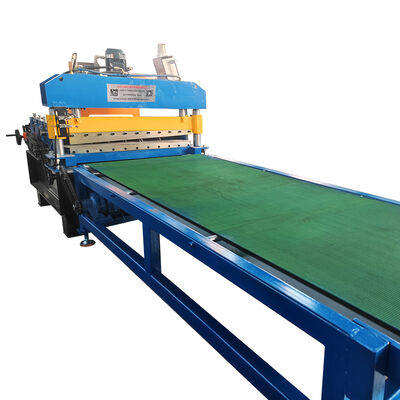 Maschine zur Längenformung von Stahlspulen aus galvanisiertem Stahl mit automatischem Stapler