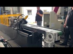 c Pfette mit Stanzlöchern