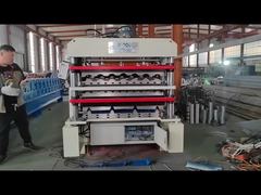 Maschine für dreischichtige Dächer